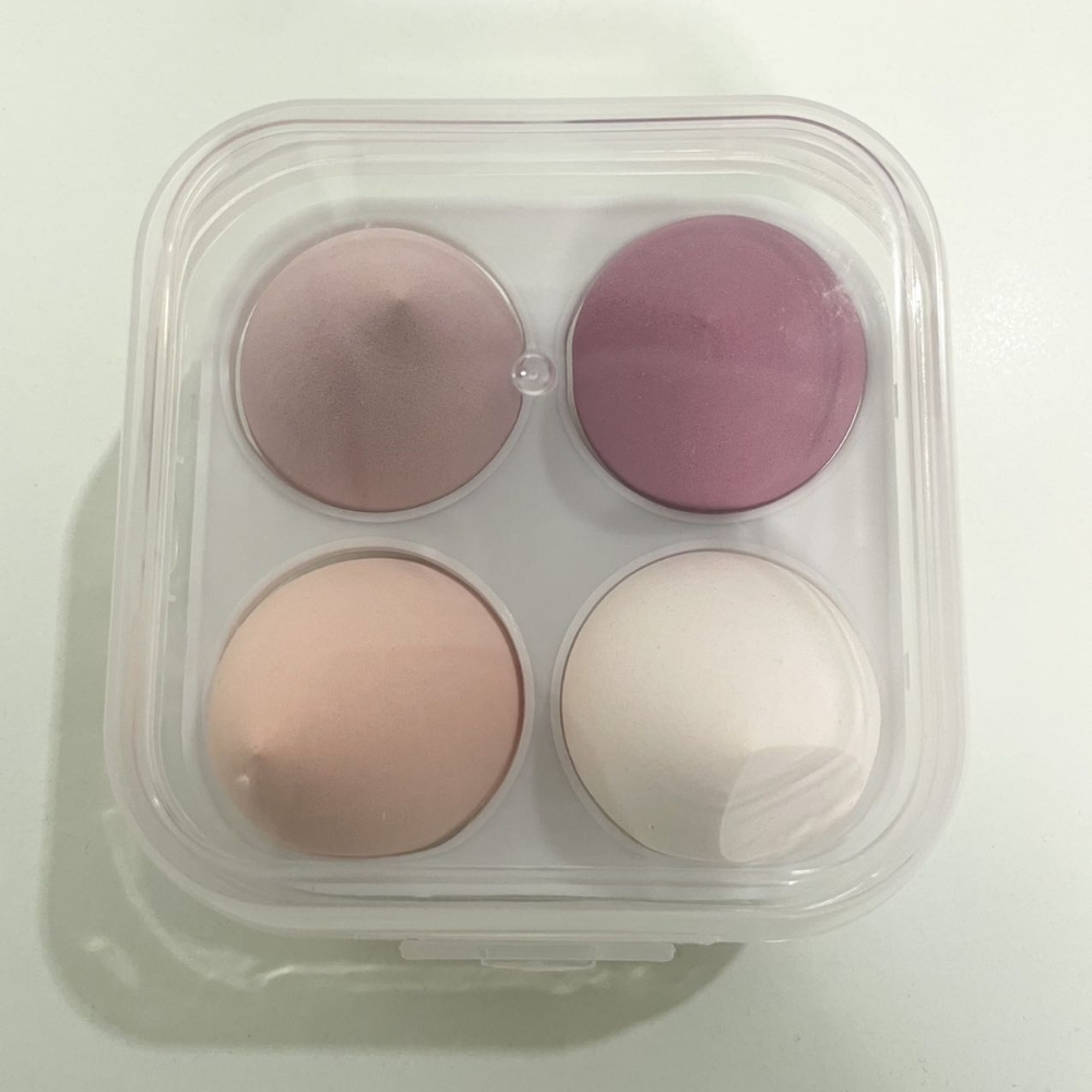 Set of 4 Pink Makeup Sponges - Picture 5 of 8